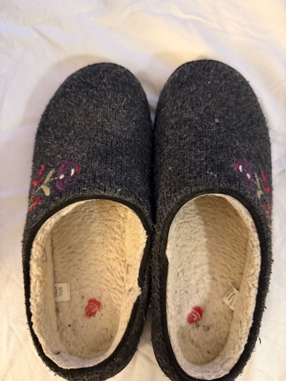 Acorn Dark Gray Wool Clog Slippers with Purple Floral Accent